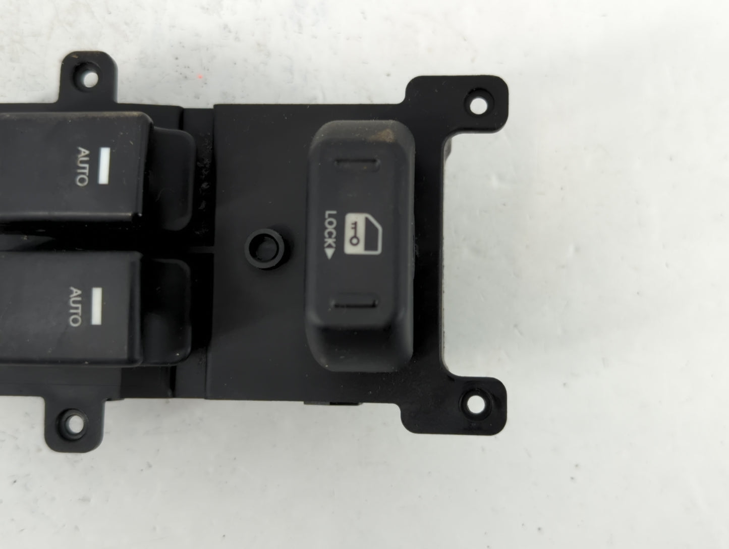 2013-2016 Hyundai Genesis Master Power Window Switch Replacement Driver Side Left P/N:202008375 Fits Fits 2013 2014 2015 201