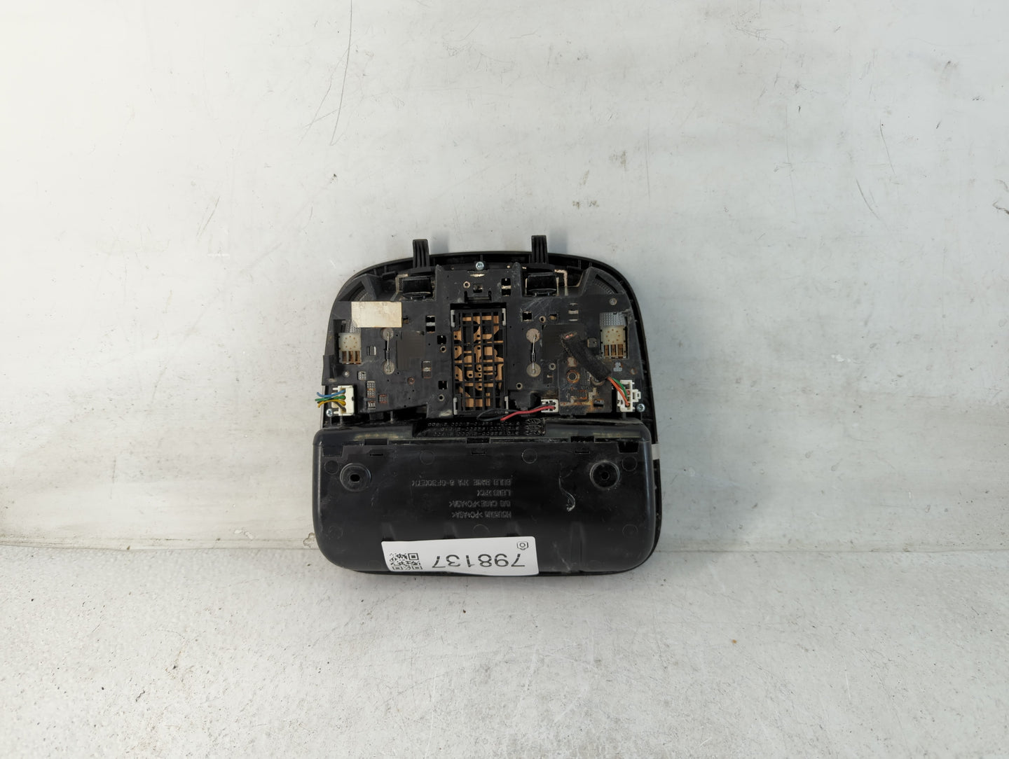 2014 Hyundai Genesis Overhead Roof Console - Oemusedautoparts1.com