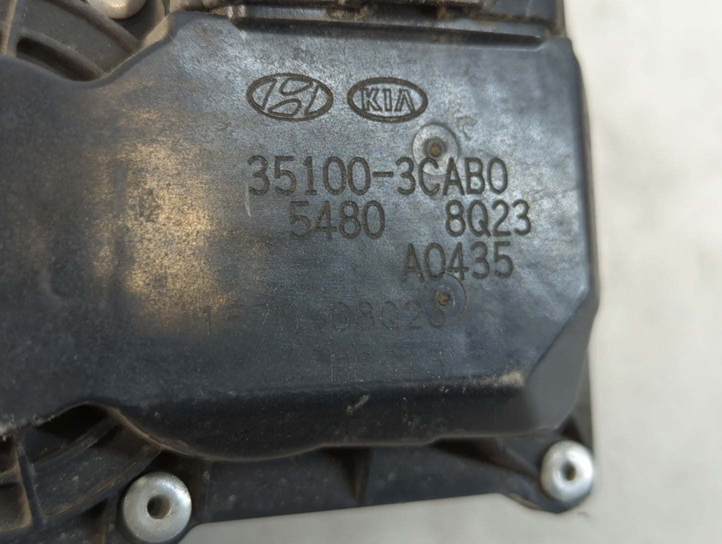 2013-2016 Hyundai Genesis Throttle Body P/N:35100-3CAB0 Fits Fits 2013 2014 2015 2016 OEM Used Auto Parts - Oemusedautoparts