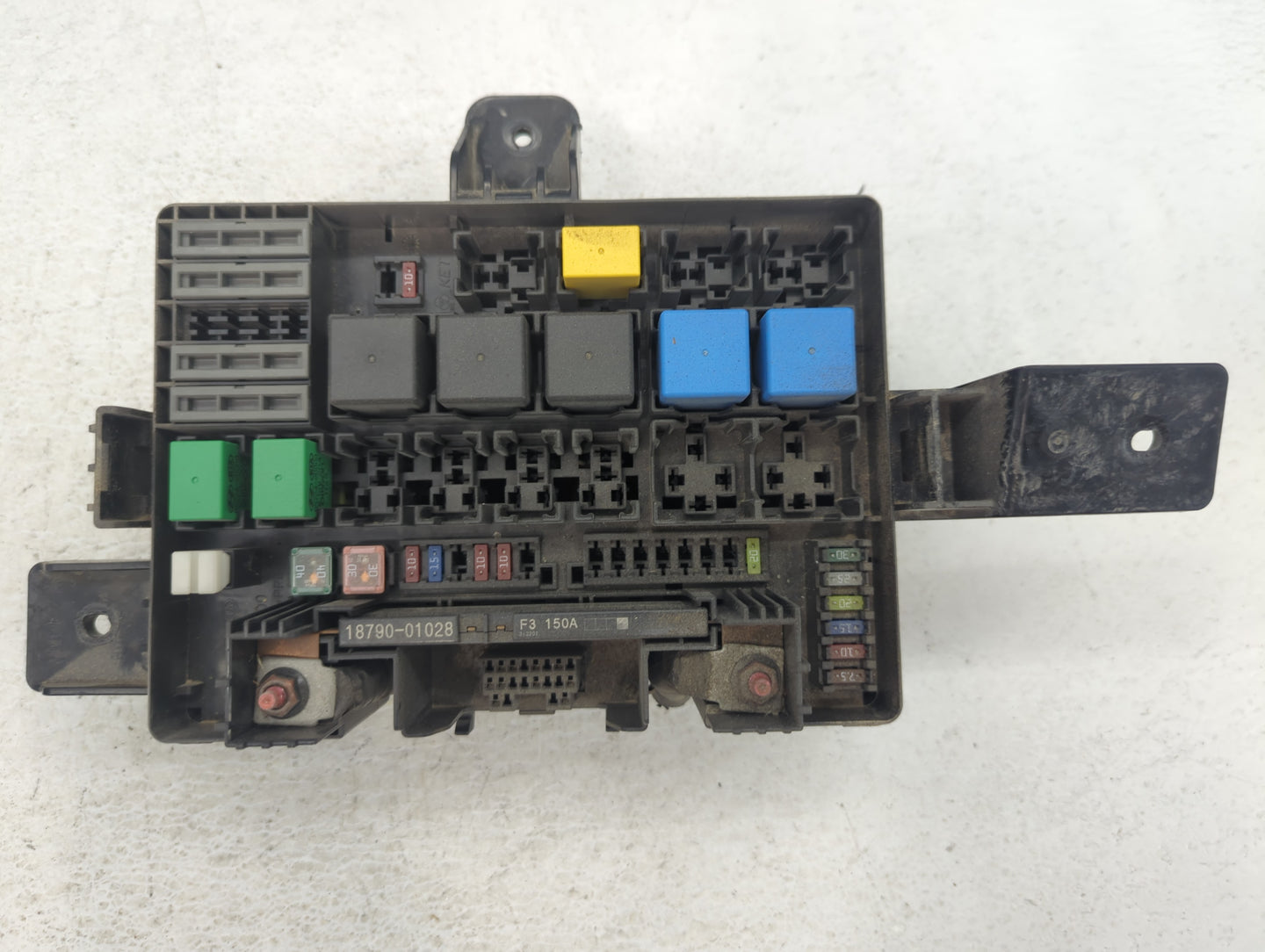 2013-2016 Hyundai Genesis Fusebox Fuse Box Panel Relay Module P/N:N91264-2M562 Fits Fits 2013 2014 2015 2016 OEM Used Auto P
