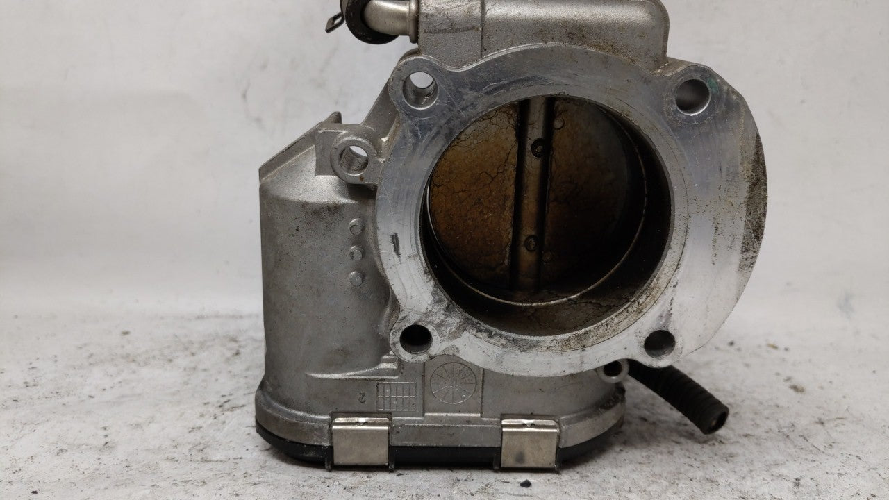2009-2014 Hyundai Genesis Throttle Body P/N:35100-2C300 Fits Fits 2009 2010 2011 2012 2013 2014 OEM Used Auto Parts - Oemuse