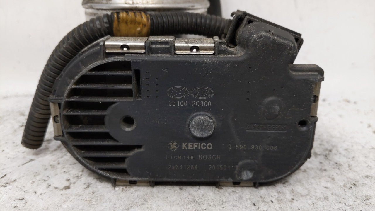 2009-2014 Hyundai Genesis Throttle Body P/N:35100-2C300 Fits Fits 2009 2010 2011 2012 2013 2014 OEM Used Auto Parts - Oemuse