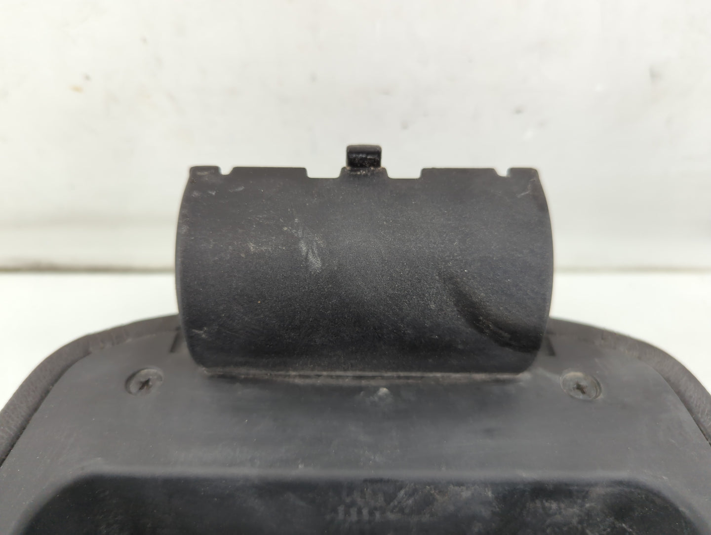 2014 Hyundai Santa Fe Center Console Armrest Cover Lid Fits OEM Used Auto Parts - Oemusedautoparts1.com