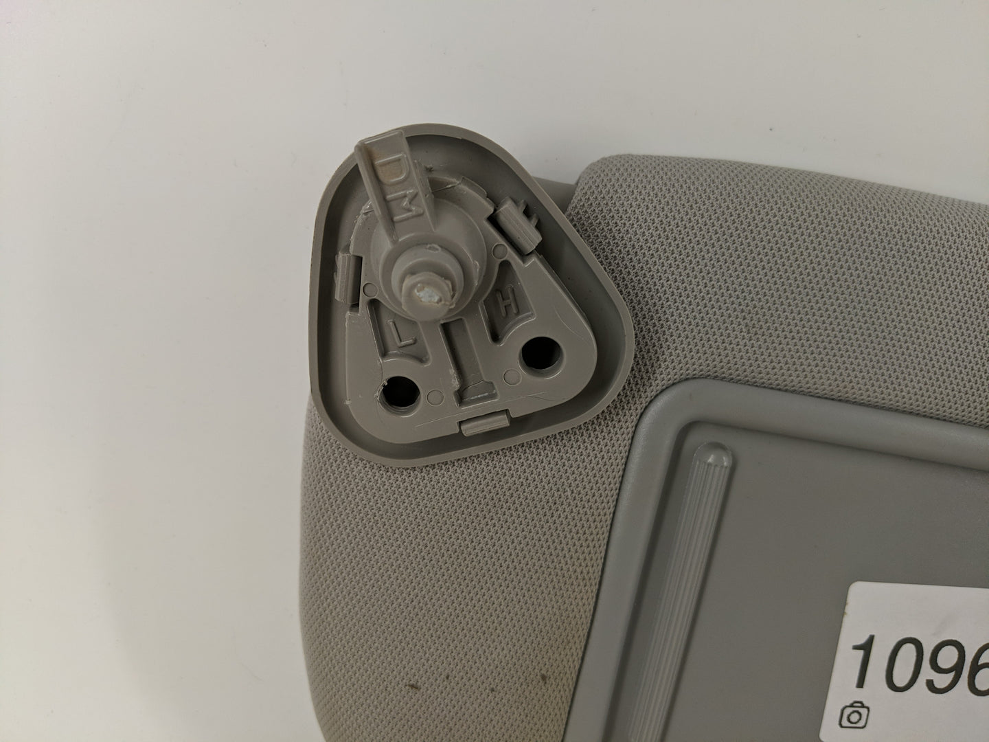 2013-2019 Hyundai Santa Fe Sun Visor Shade Replacement Driver Left Mirror Fits Fits 2013 2014 2015 2016 2017 2018 2019 OEM U