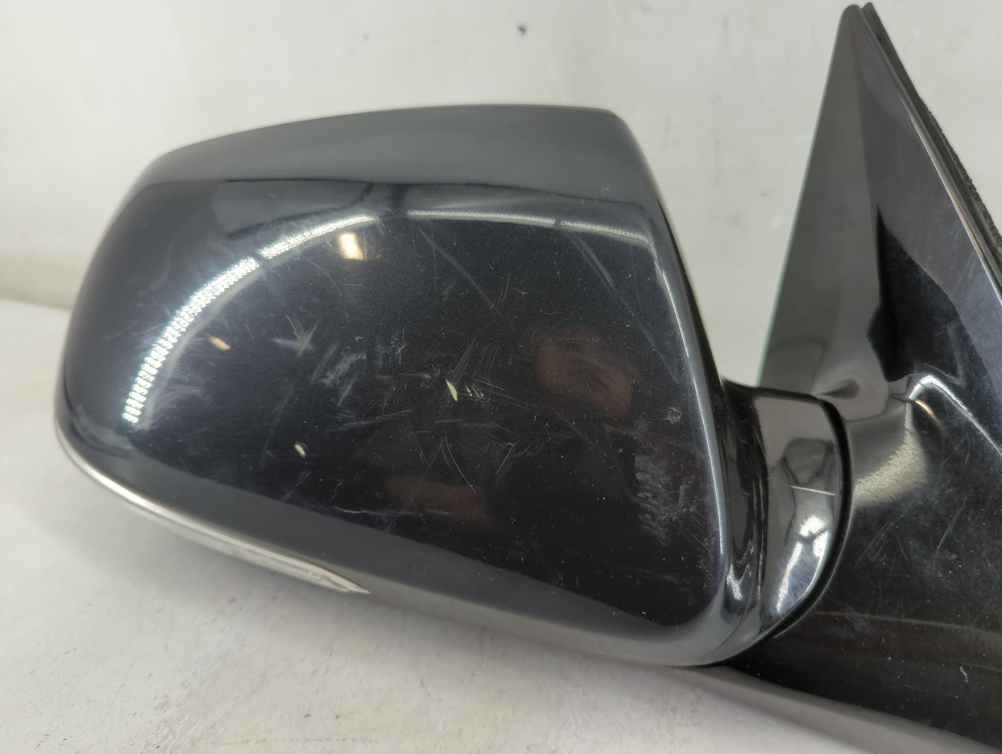 2014-2018 Hyundai Santa Fe Passenger Side View Mirror - Right Door Mirror OEM Used - Oemusedautoparts1.com
