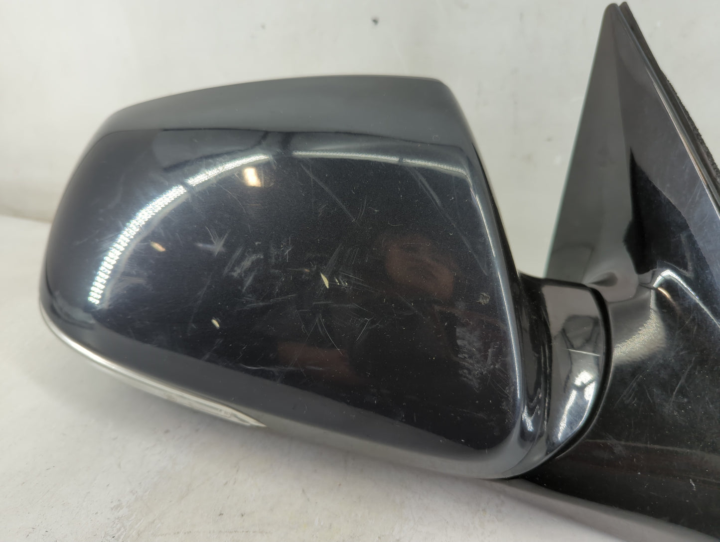 2014-2018 Hyundai Santa Fe Passenger Side View Mirror - Right Door Mirror OEM Used - Oemusedautoparts1.com