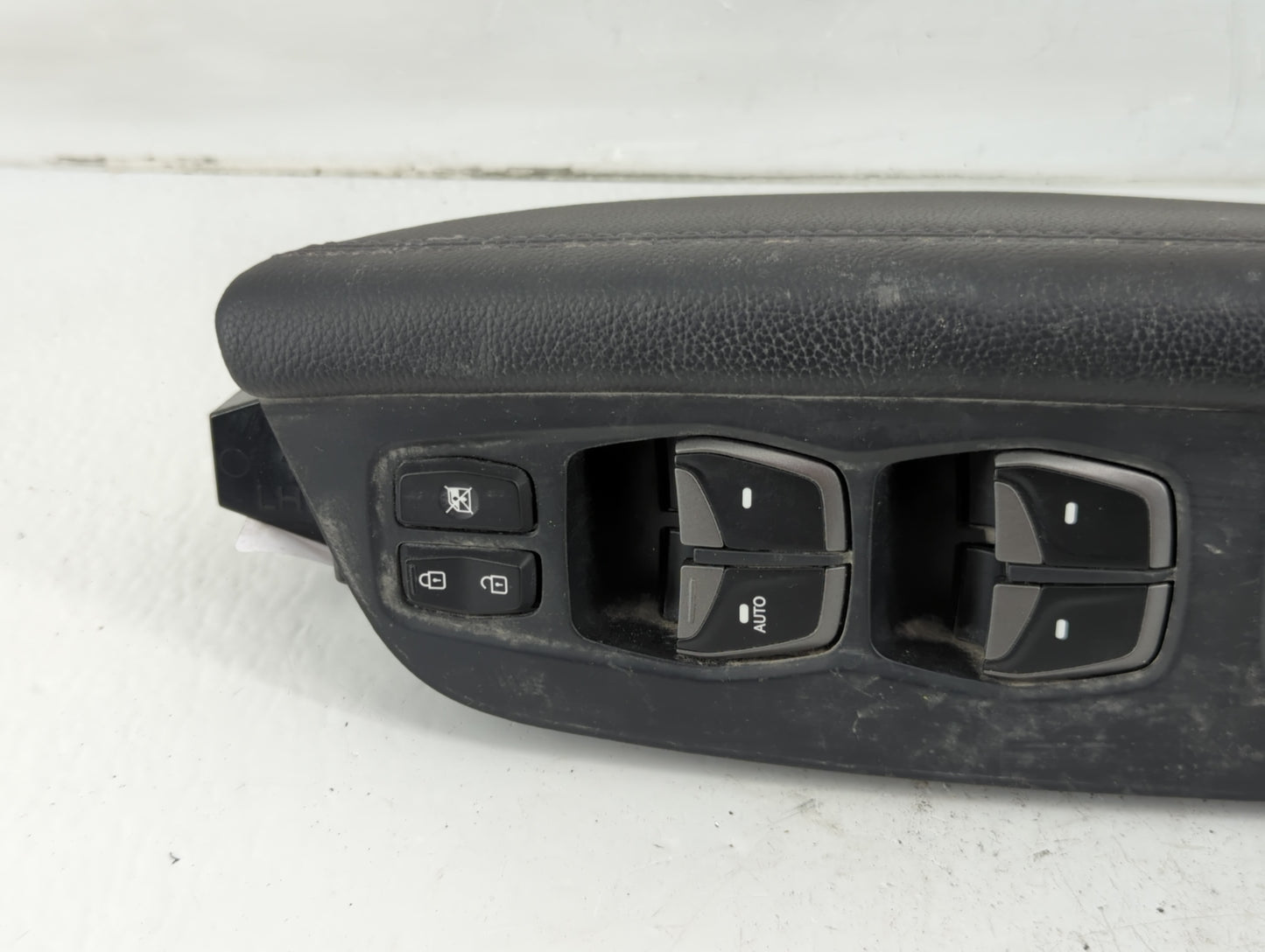 2013-2016 Hyundai Santa Fe Master Power Window Switch Replacement Driver Side Left P/N:93570-2W000 Fits Fits 2013 2014 2016 