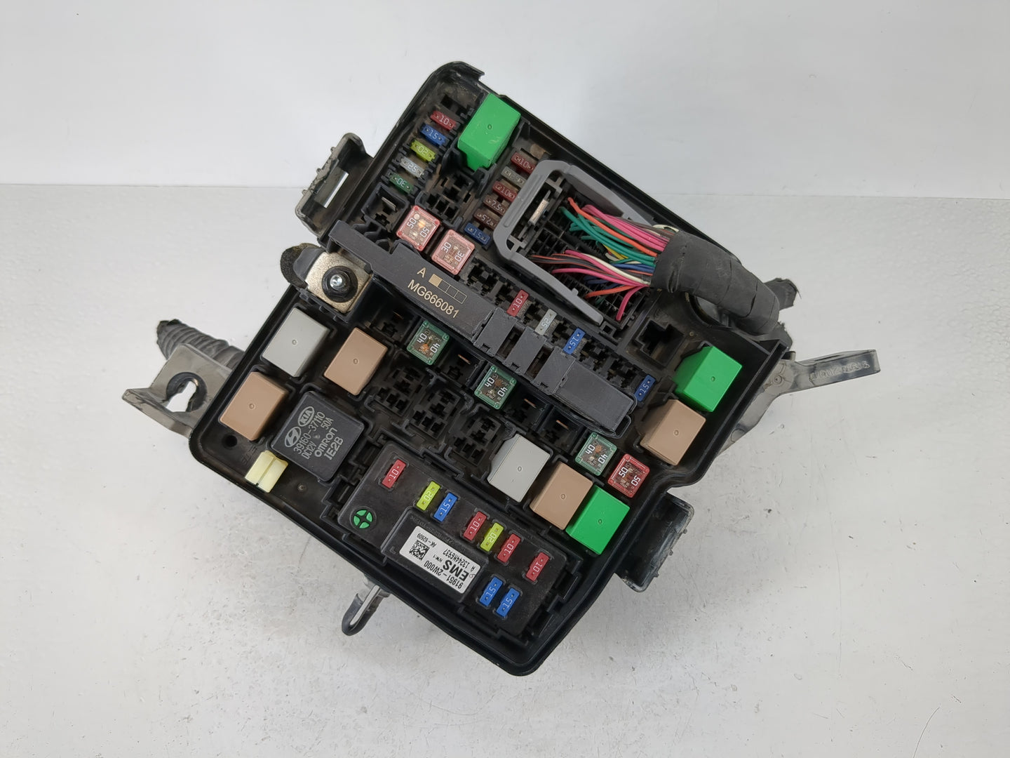 2014 Hyundai Santa Fe Fusebox Fuse Box Panel Relay Module P/N:91941-4Z011QQH Fits OEM Used Auto Parts - Oemusedautoparts1.co
