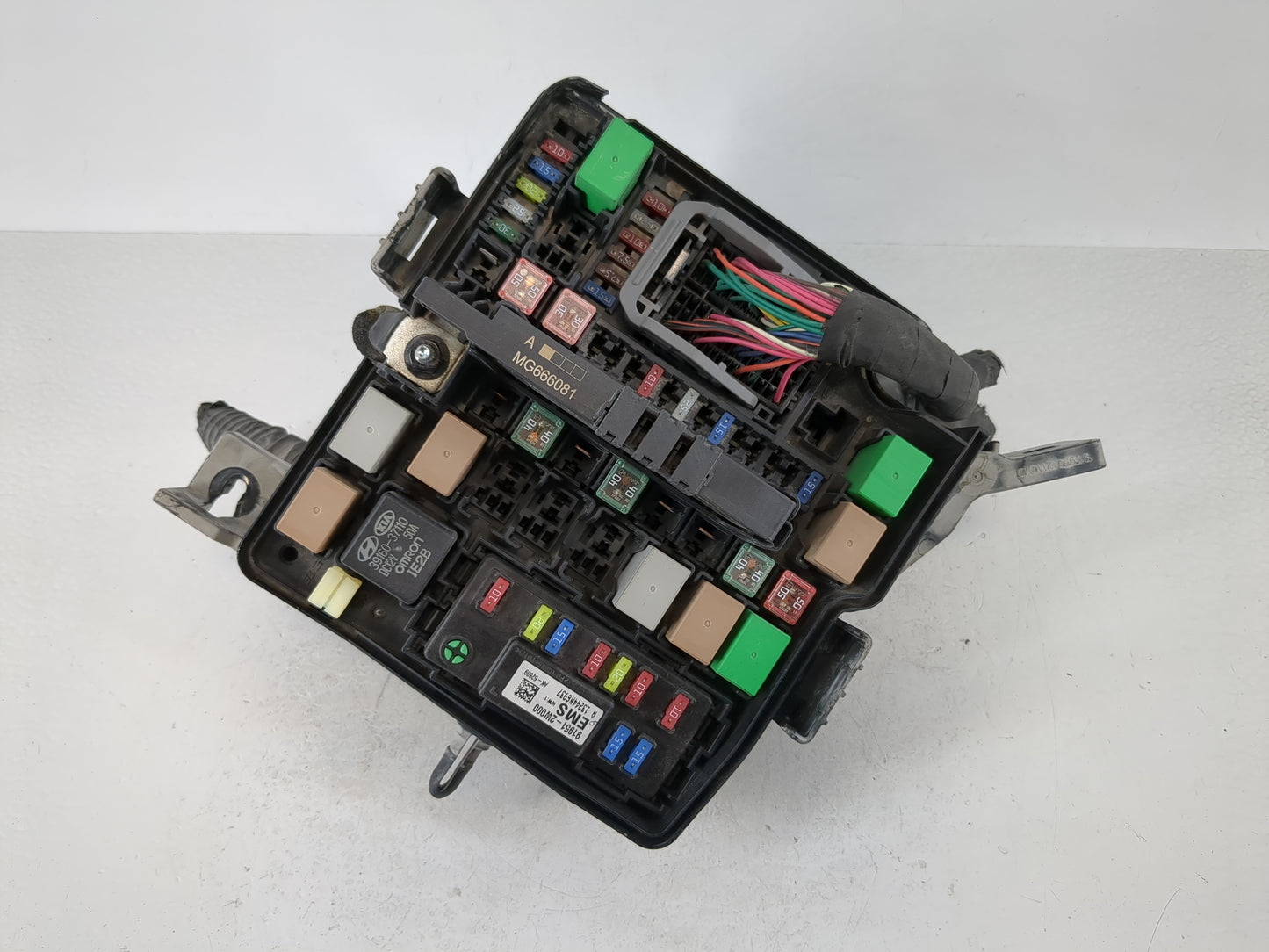2014 Hyundai Santa Fe Fusebox Fuse Box Panel Relay Module P/N:91941-4Z011QQH Fits OEM Used Auto Parts - Oemusedautoparts1.co