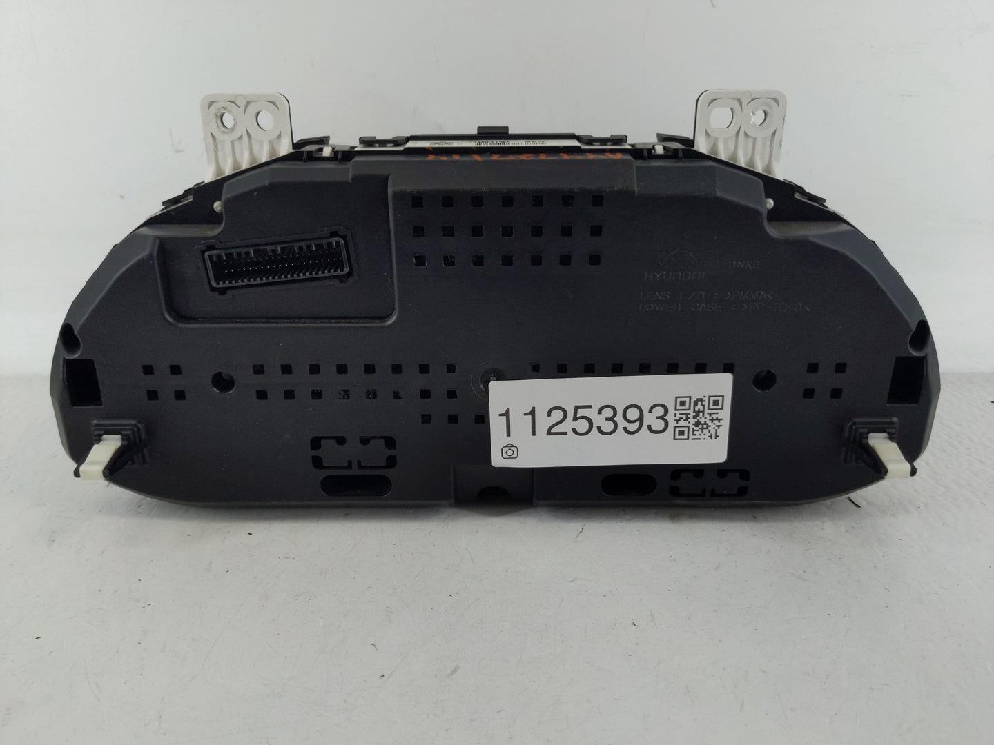 2014 Hyundai Santa Fe Instrument Cluster Speedometer Gauges P/N:94011-B8051 Fits OEM Used Auto Parts - Oemusedautoparts1.com