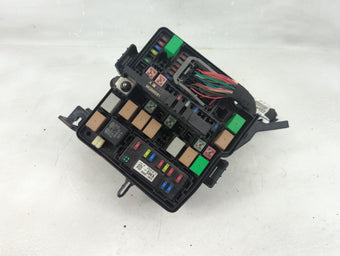 compare product 2014 Hyundai Santa Fe Fusebox Fuse Box Panel Relay Module Fits OEM Used Auto Parts
