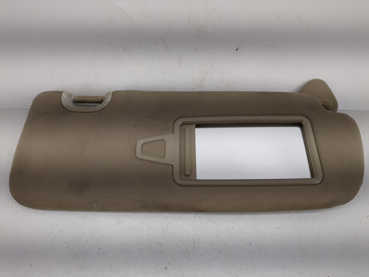 2013-2019 Hyundai Santa Fe Sun Visor Shade Replacement Driver Left Mirror Fits Fits 2013 2014 2015 2016 2017 2018 2019 OEM U