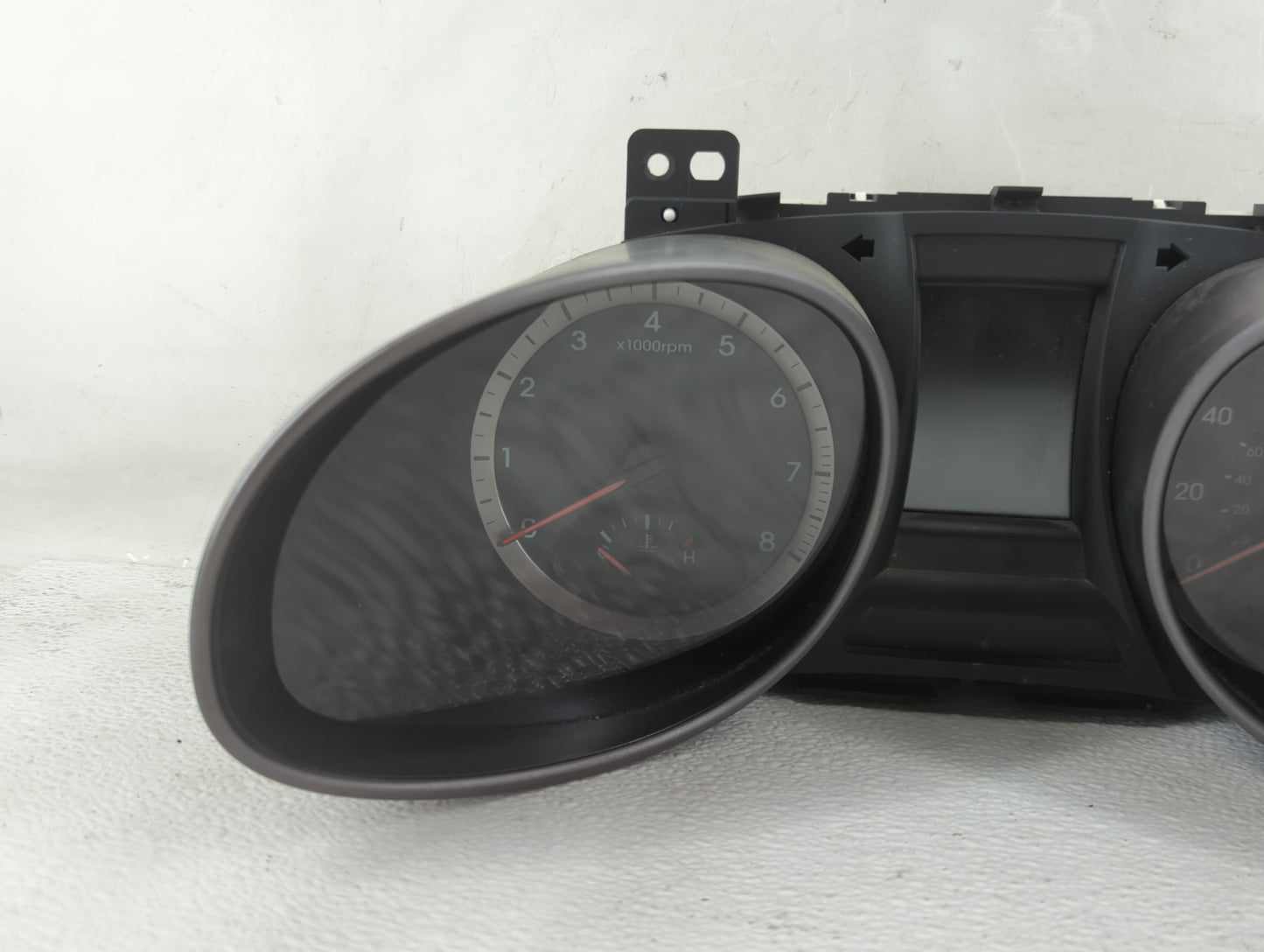 2013-2014 Hyundai Santa Fe Instrument Cluster Speedometer Gauges P/N:TN157560-1019 P265Z001 Fits Fits 2013 2014 OEM Used Aut