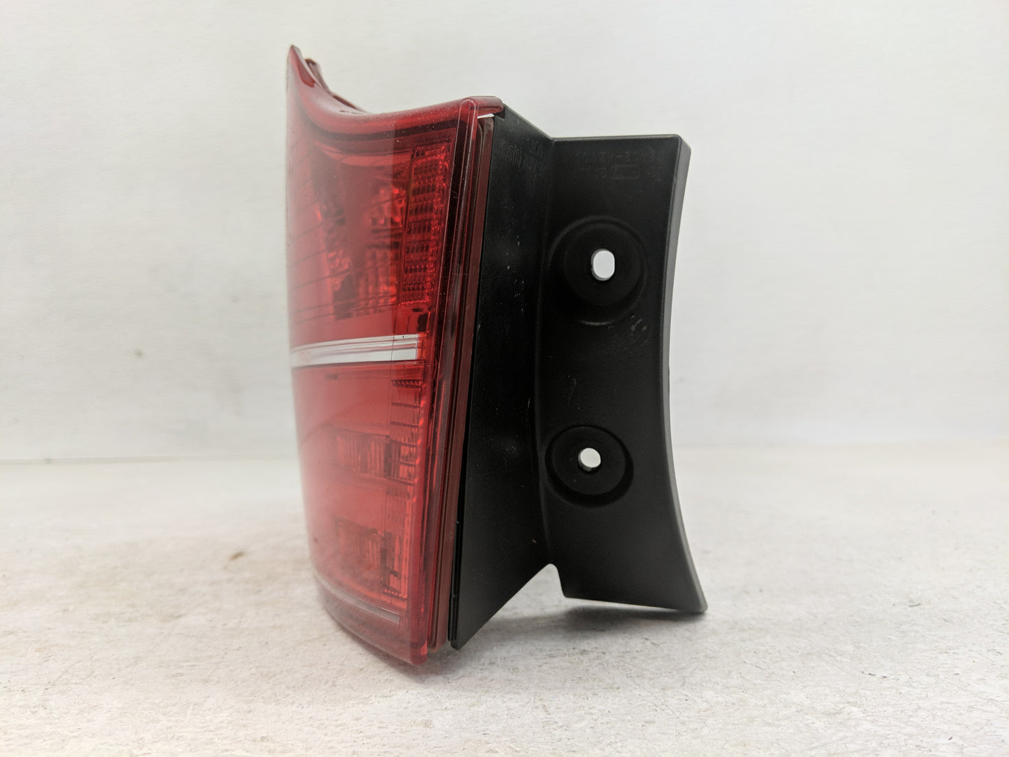 2013-2016 Hyundai Santa Fe Tail Light Assembly Passenger Right OEM Fits Fits 2013 2014 2015 2016 OEM Used Auto Parts - Oemus