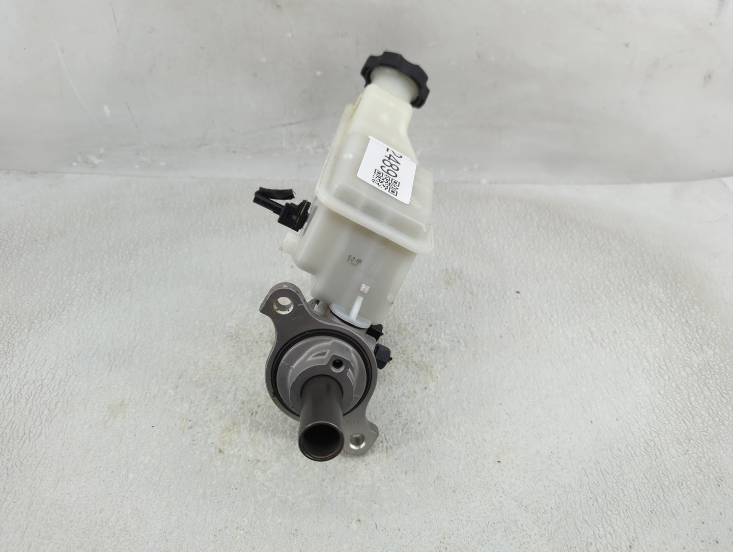 2013-2019 Hyundai Santa Fe Brake Master Cylinder 1312489 - Oemusedautoparts1.com