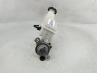 2013-2019 Hyundai Santa Fe Brake Master Cylinder 1312489 - Oemusedautoparts1.com