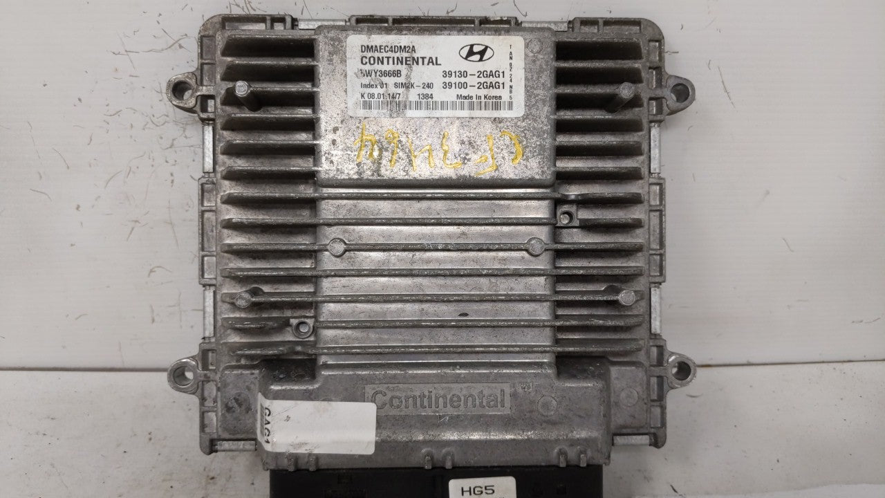 2014 Hyundai Santa Fe PCM Engine Control Computer ECU ECM PCU OEM P/N:39130-2GAG5 39130-2GAG1, 39100-2GAG1, 39130-2GAG2 Fits