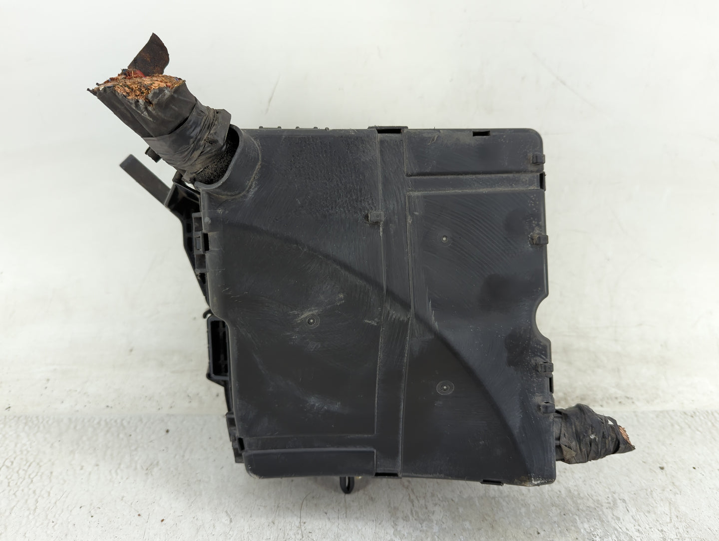 2013-2016 Hyundai Santa Fe Fusebox Fuse Box Panel Relay Module P/N:N91210-B8491-20 91210 B8491 Fits Fits 2013 2014 2015 2016