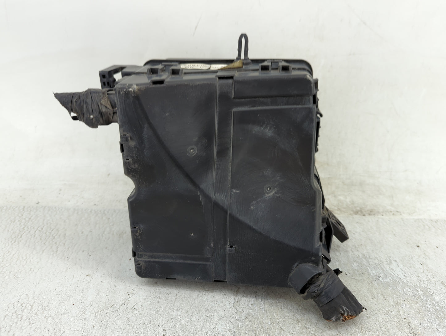 2013-2016 Hyundai Santa Fe Fusebox Fuse Box Panel Relay Module P/N:N91210-B8491-20 91210 B8491 Fits Fits 2013 2014 2015 2016