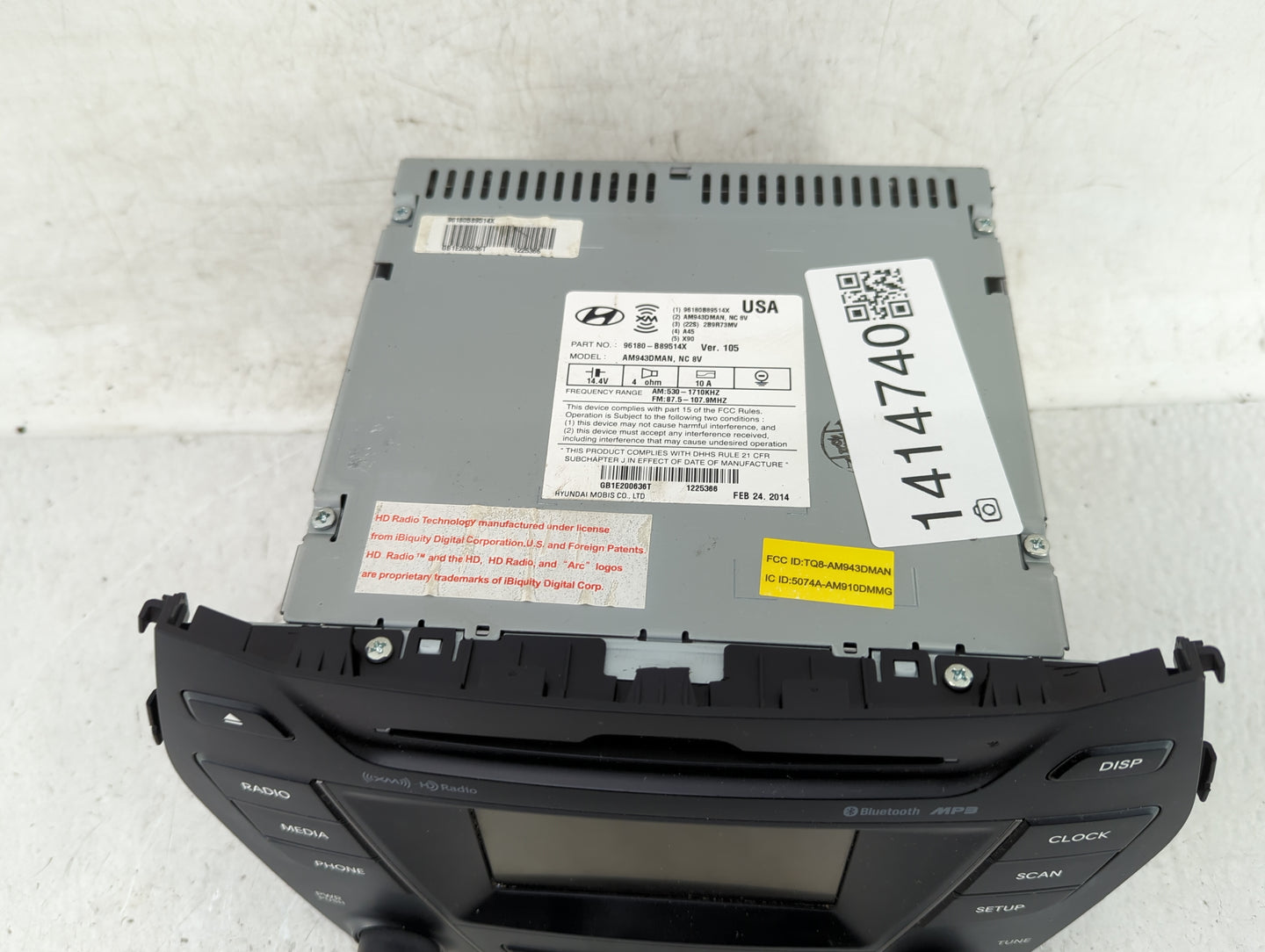 2013-2014 Hyundai Santa Fe Radio AM FM Cd Player Receiver Replacement P/N:96180-B89514X Fits Fits 2013 2014 OEM Used Auto Pa