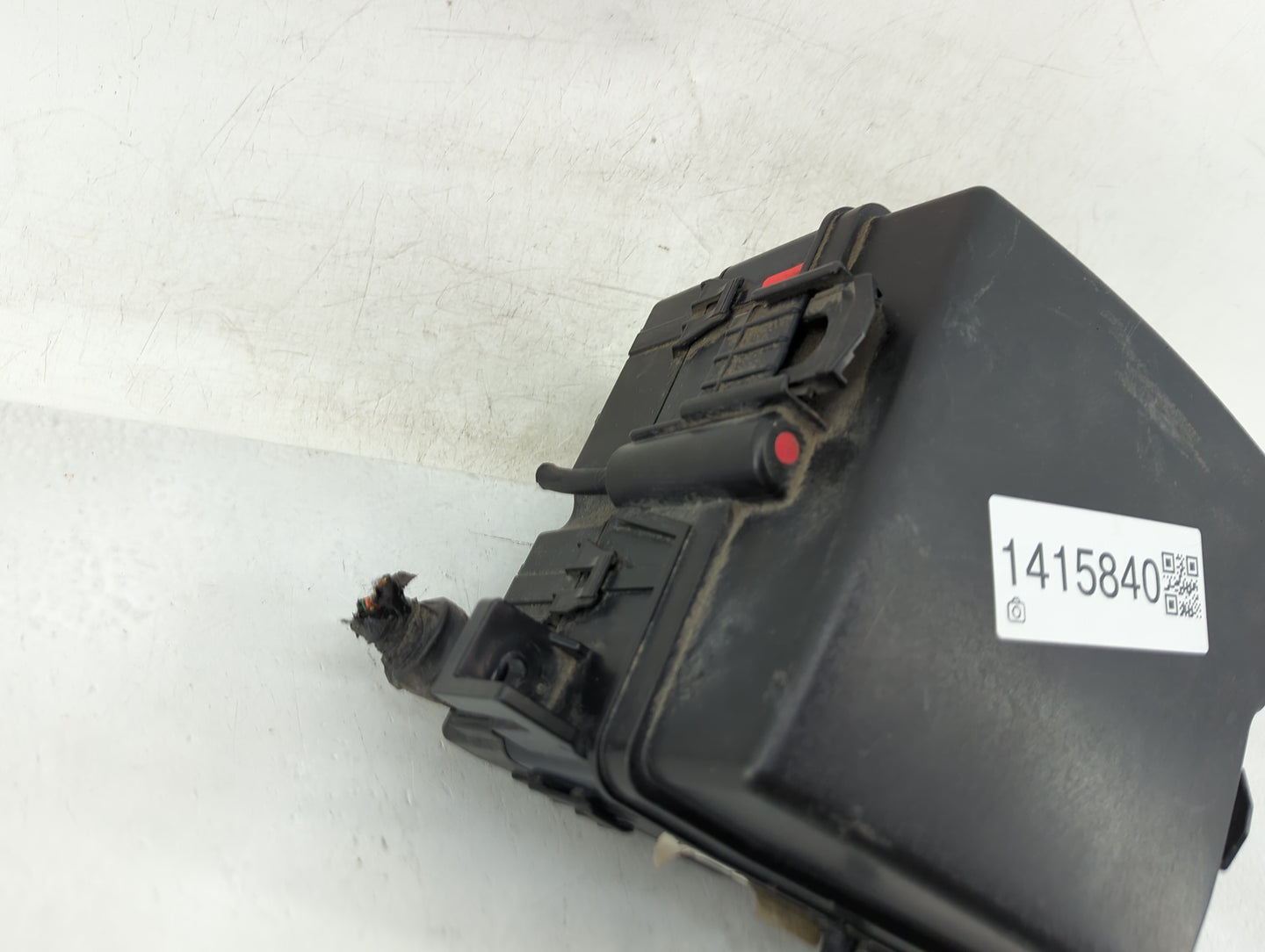 2013-2016 Hyundai Santa Fe Fusebox Fuse Box Panel Relay Module P/N:91210 B8551 Fits Fits 2013 2014 2015 2016 OEM Used Auto P