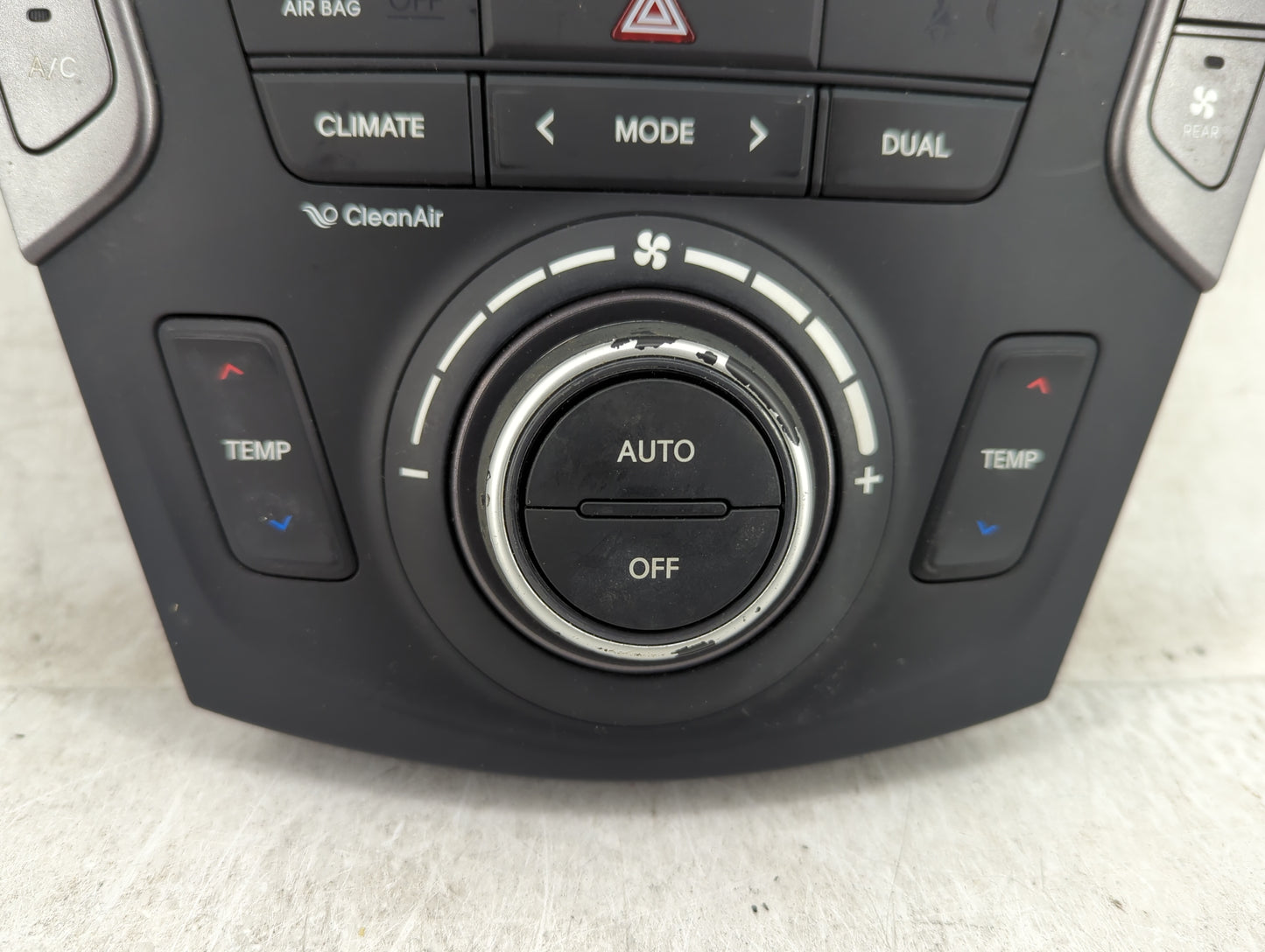 2013-2016 Hyundai Santa Fe Climate Control Module Temperature AC/Heater Replacement P/N:97250-BB451 97250-2WXXX Fits OEM Use
