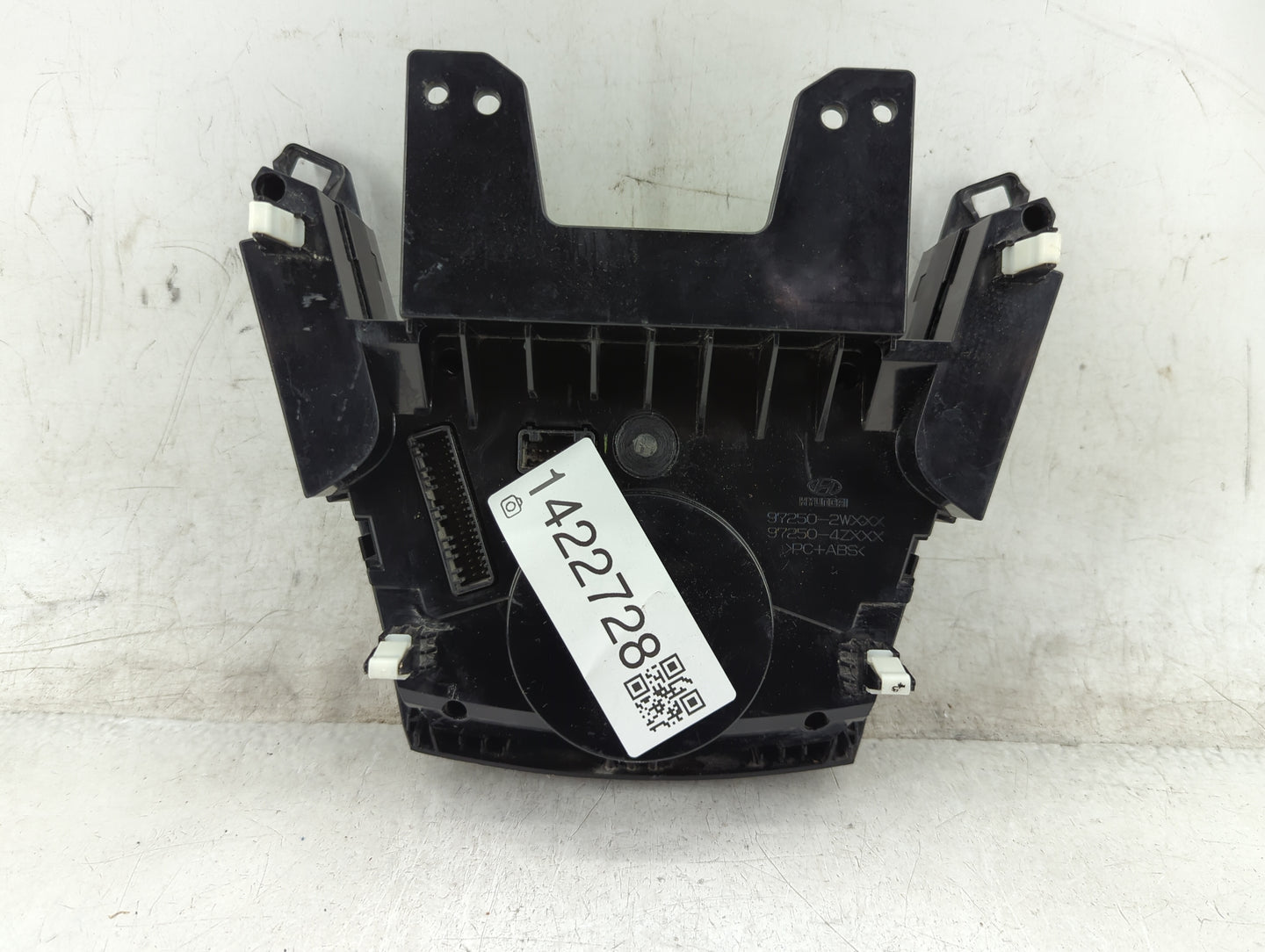 2013-2016 Hyundai Santa Fe Climate Control Module Temperature AC/Heater Replacement P/N:97250-B8451 97250-4ZXXX Fits OEM Use