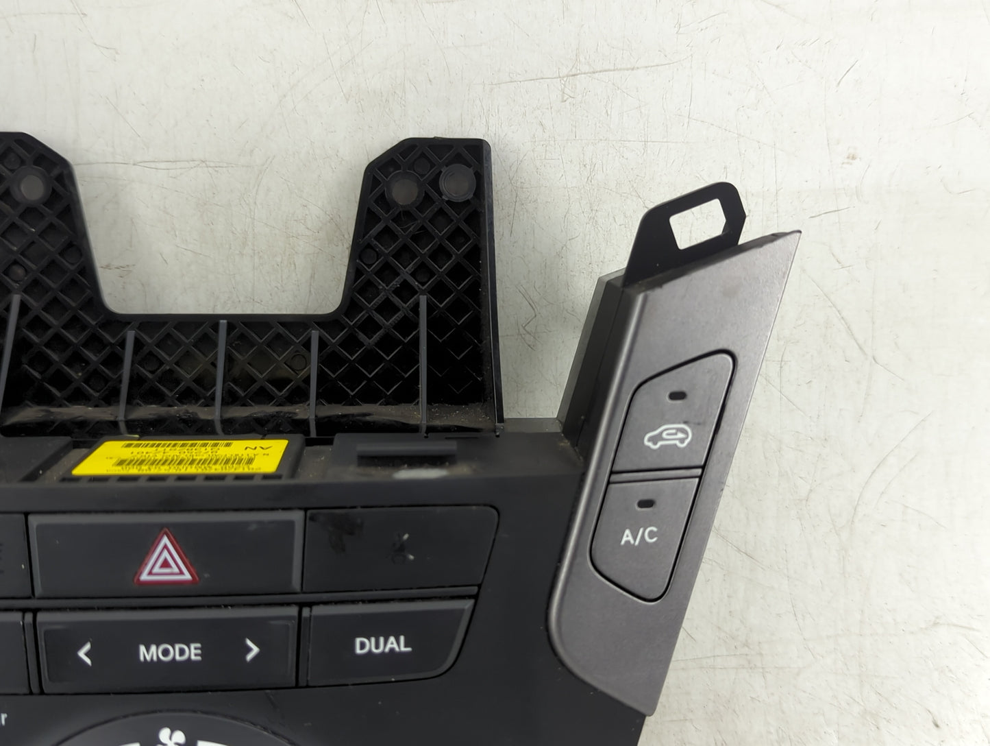 2013-2016 Hyundai Santa Fe Climate Control Module Temperature AC/Heater Replacement P/N:97250-4Z401 Fits Fits 2013 2014 2015