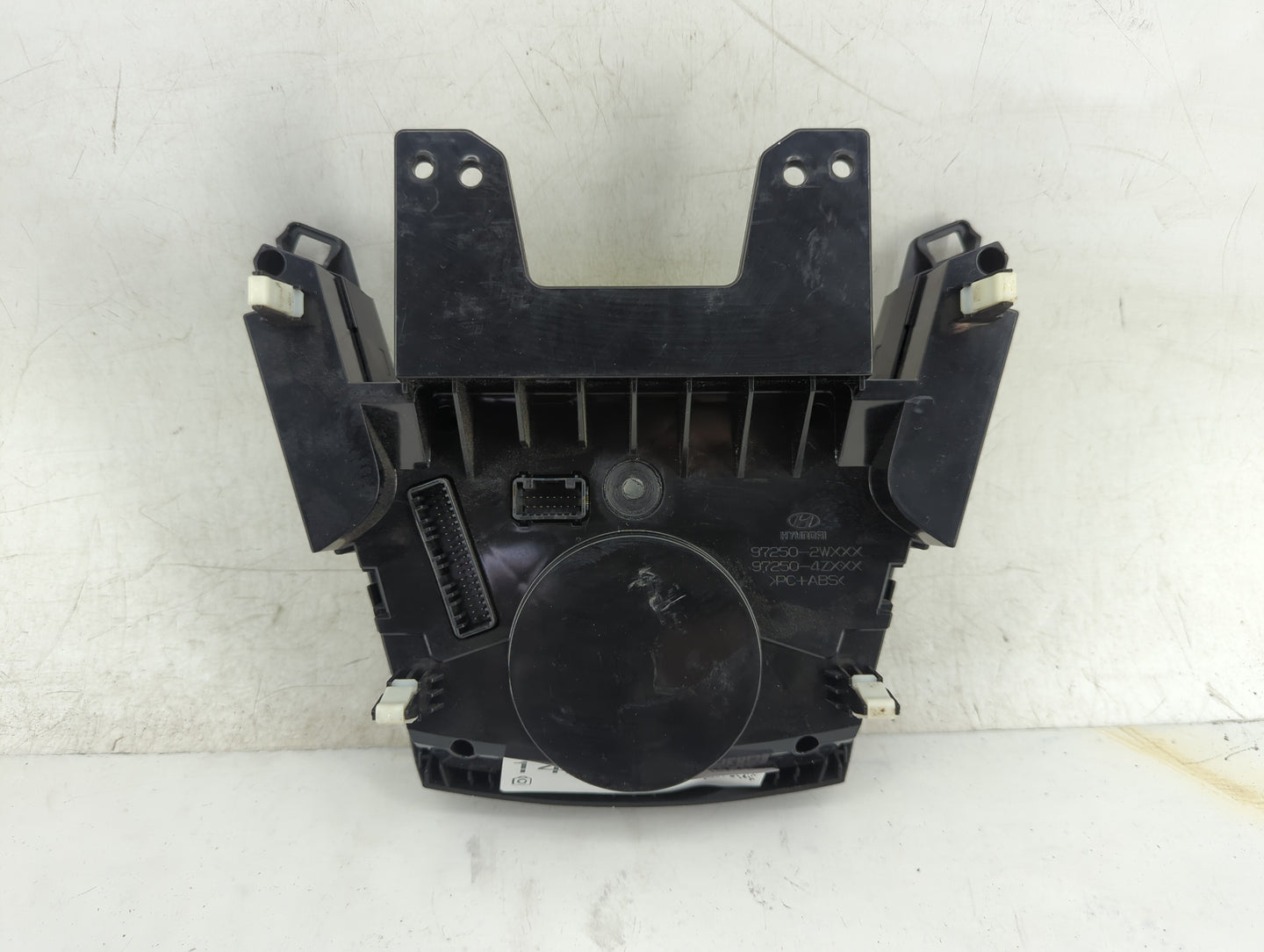 2013-2016 Hyundai Santa Fe Climate Control Module Temperature AC/Heater Replacement P/N:97250-4Z401 Fits Fits 2013 2014 2015