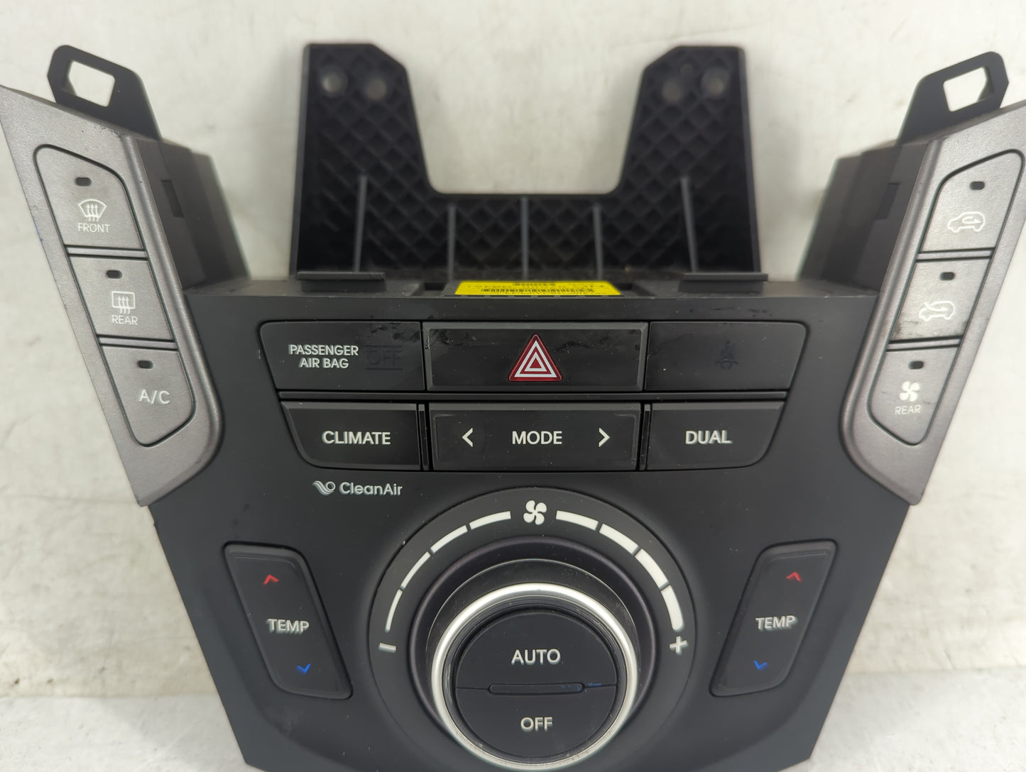 2013-2016 Hyundai Santa Fe Climate Control Module Temperature AC/Heater Replacement P/N:97250-B8451 Fits Fits 2013 2014 2015