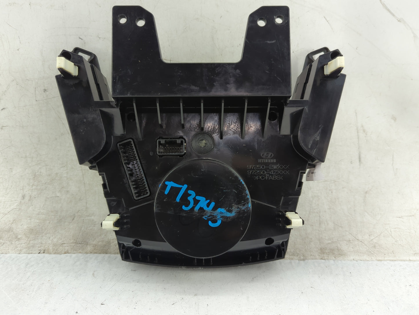 2013-2016 Hyundai Santa Fe Climate Control Module Temperature AC/Heater Replacement P/N:97250-B8451 Fits Fits 2013 2014 2015
