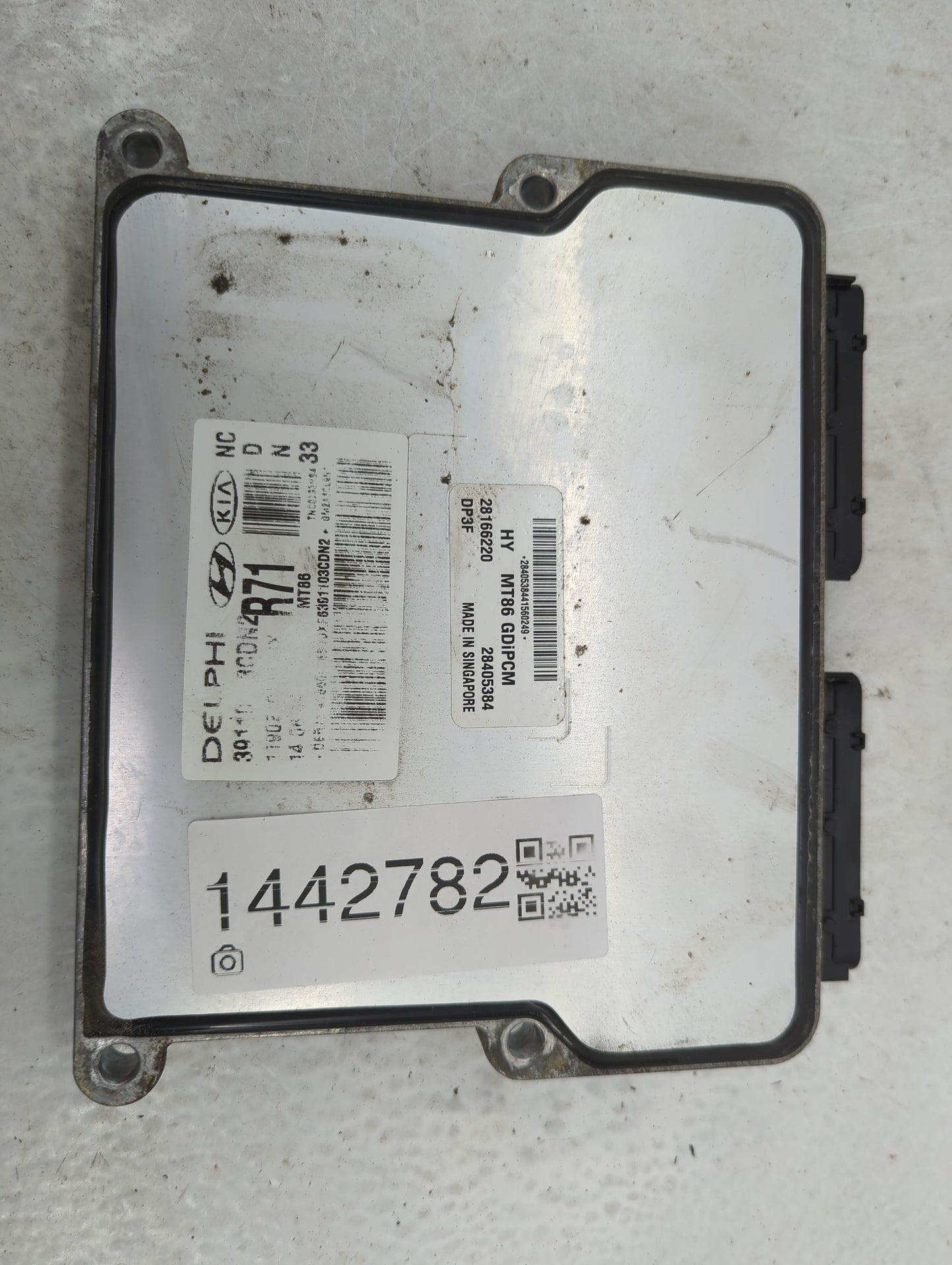 2013-2016 Hyundai Santa Fe PCM Engine Control Computer ECU ECM PCU OEM P/N:39110-3CDN2 28166220 Fits Fits 2013 2014 2015 201