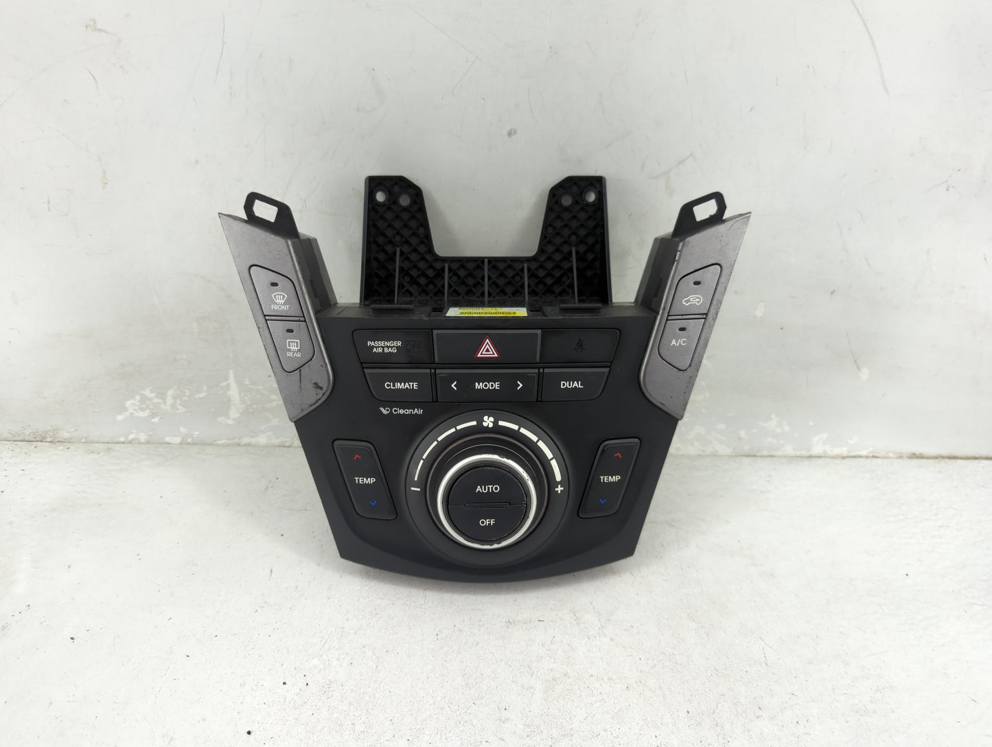 2013-2016 Hyundai Santa Fe Climate Control Module Temperature AC/Heater Replacement P/N:97250-2WXXX 97250-4ZXXX Fits OEM Use