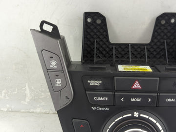 2013-2016 Hyundai Santa Fe Climate Control Module Temperature AC/Heater Replacement P/N:97250-2WXXX 97250-4ZXXX Fits OEM Used Auto Parts