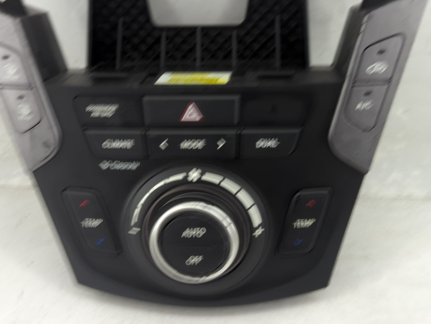 2013-2016 Hyundai Santa Fe Climate Control Module Temperature AC/Heater Replacement P/N:97250-2WXXX 97250-4ZXXX Fits OEM Use