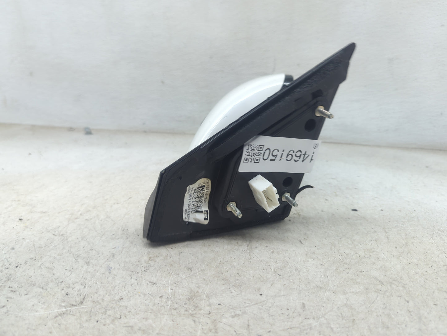 2014-2018 Hyundai Santa Fe Passenger Side View Mirror - Right Door Mirror OEM Used - Oemusedautoparts1.com