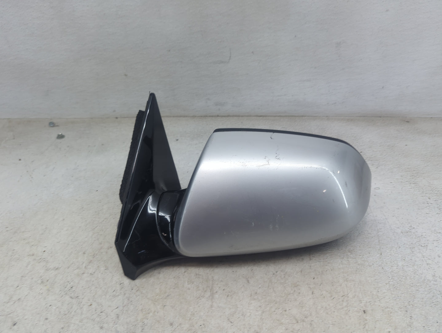 2013-2016 Hyundai Santa Fe Driver Side View Mirror - Left Door Mirror OEM Used - Oemusedautoparts1.com
