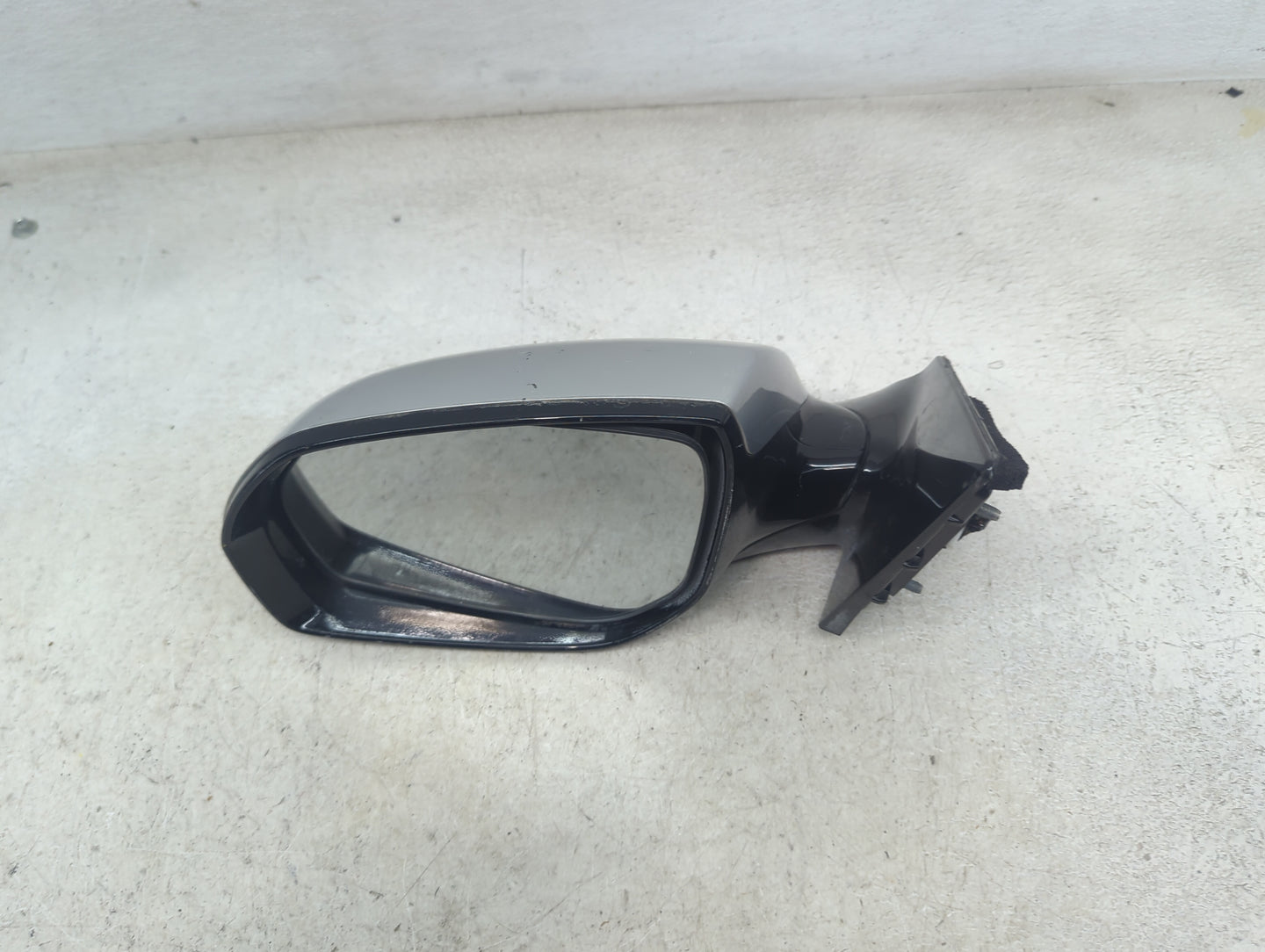 2013-2016 Hyundai Santa Fe Driver Side View Mirror - Left Door Mirror OEM Used - Oemusedautoparts1.com
