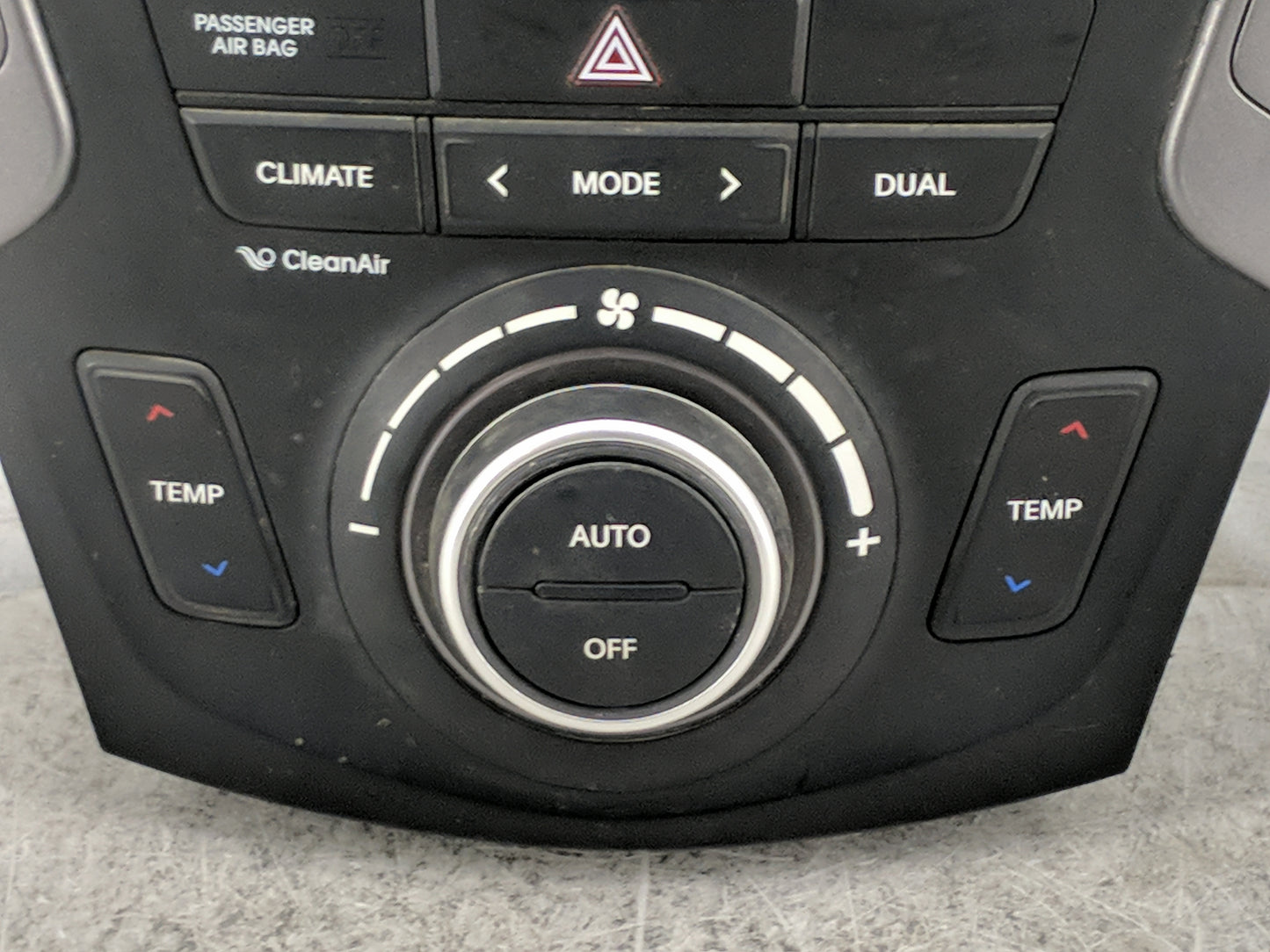 2013-2016 Hyundai Santa Fe Climate Control Module Temperature AC/Heater Replacement P/N:97250-4Z401 Fits Fits 2013 2014 2015