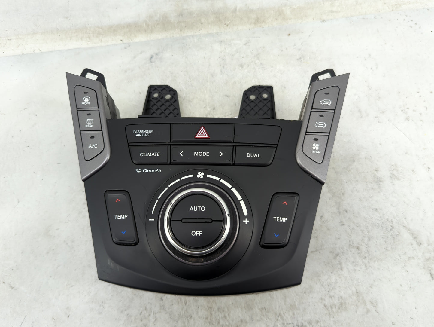 2013-2016 Hyundai Santa Fe Climate Control Module Temperature AC/Heater Replacement P/N:97250-B8451 Fits Fits 2013 2014 2015