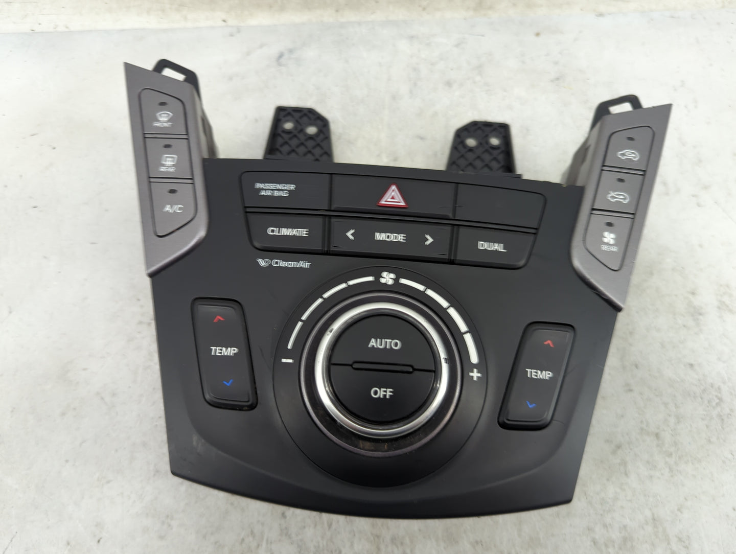 2013-2016 Hyundai Santa Fe Climate Control Module Temperature AC/Heater Replacement P/N:97250-B8451 Fits Fits 2013 2014 2015