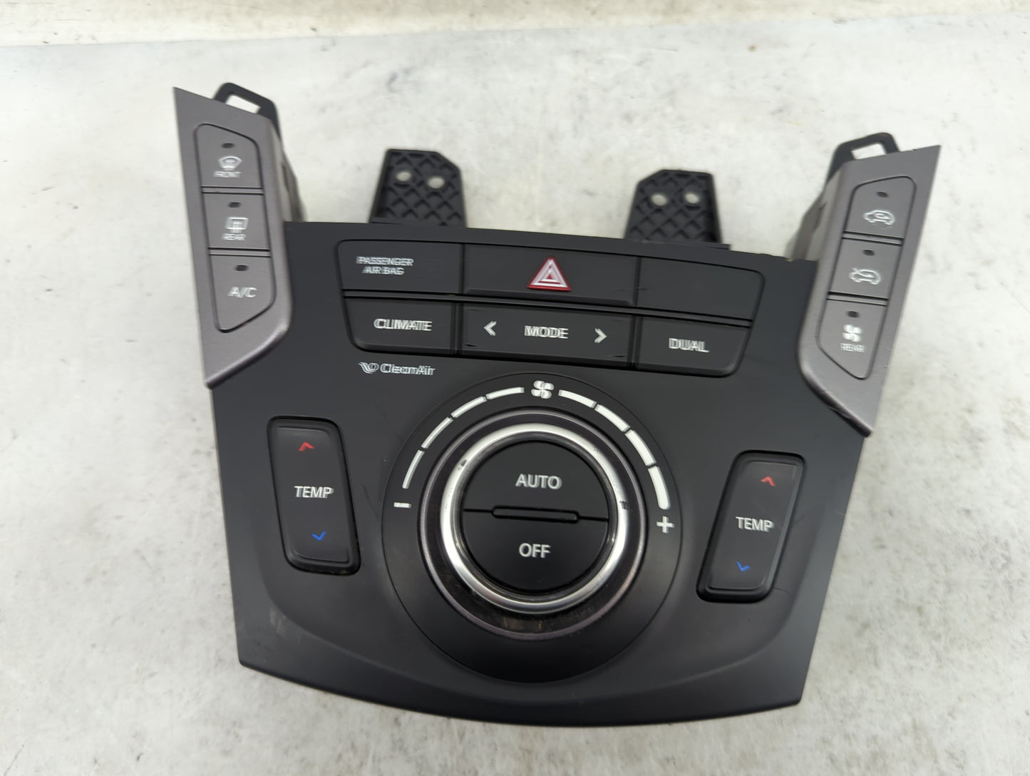 2013-2016 Hyundai Santa Fe Climate Control Module Temperature AC/Heater Replacement P/N:97250-B8451 Fits Fits 2013 2014 2015