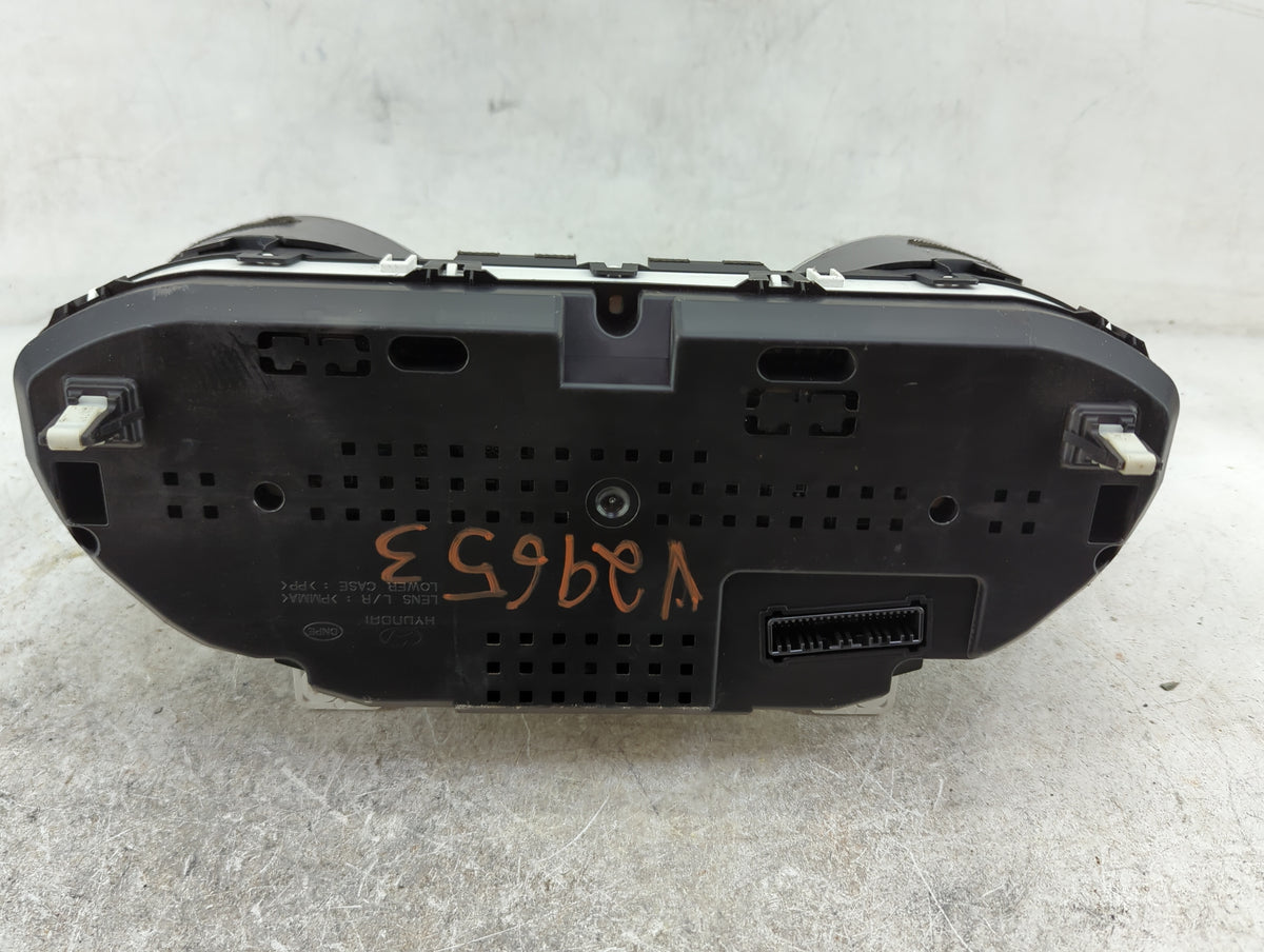 2013-2014 Hyundai Santa Fe Instrument Cluster Speedometer Gauges P/N:94011-4Z011 TN157560-10541H Miles: Fits Fits 2013 2014 