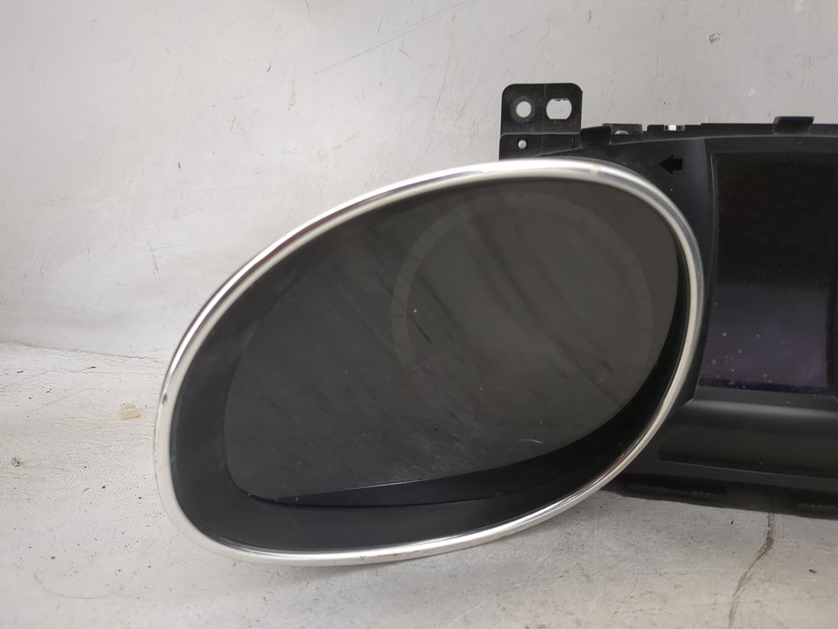 2013-2014 Hyundai Santa Fe Instrument Cluster Speedometer Gauges P/N:94011-4Z031 TN157560-79501H Miles:53K Fits Fits 2013 20