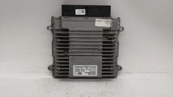 compare product 2014 Hyundai Santa Fe PCM Engine Control Computer ECU ECM PCU OEM P/N:39130-2GAG5 39130-2GAG1, 39100-2GAG1, 39130-2GAG2 Fits OEM Used Auto Parts