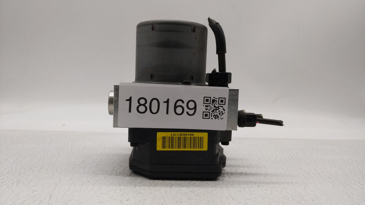 2013-2016 Hyundai Santa Fe Anti-Lock Brake ABS Pump Module Actuator OEM P/N:58920-B8700 58920-3Q500 Fits Fits 2013 2014 2015