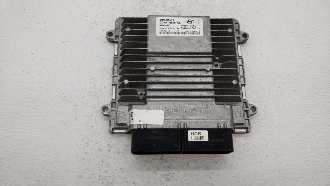 2014 Hyundai Santa Fe PCM Engine Control Computer ECU ECM PCU OEM P/N:39130-2GAG5 39130-2GAG1, 39100-2GAG1, 39130-2GAG2 Fits