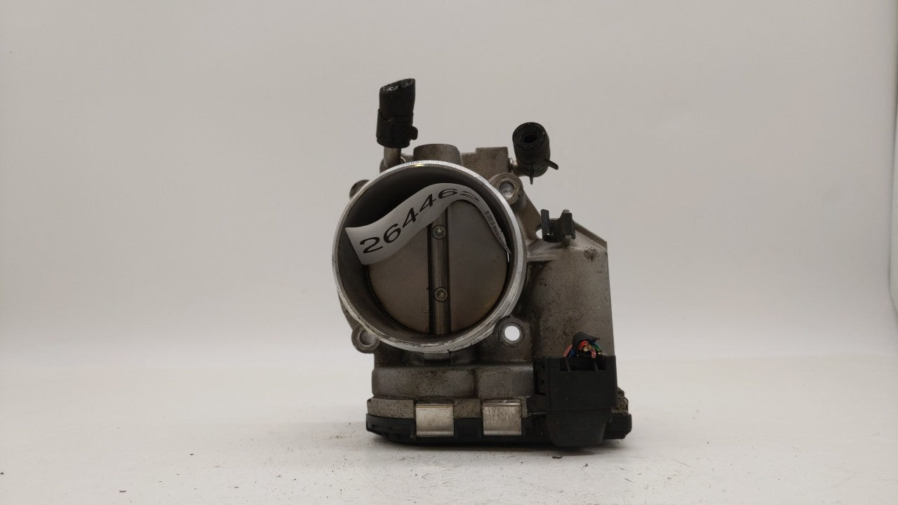 2014 Hyundai Santa Fe Throttle Body P/N:35100-2G700 Fits Fits 2011 2012 2013 2015 2016 OEM Used Auto Parts - Oemusedautopart