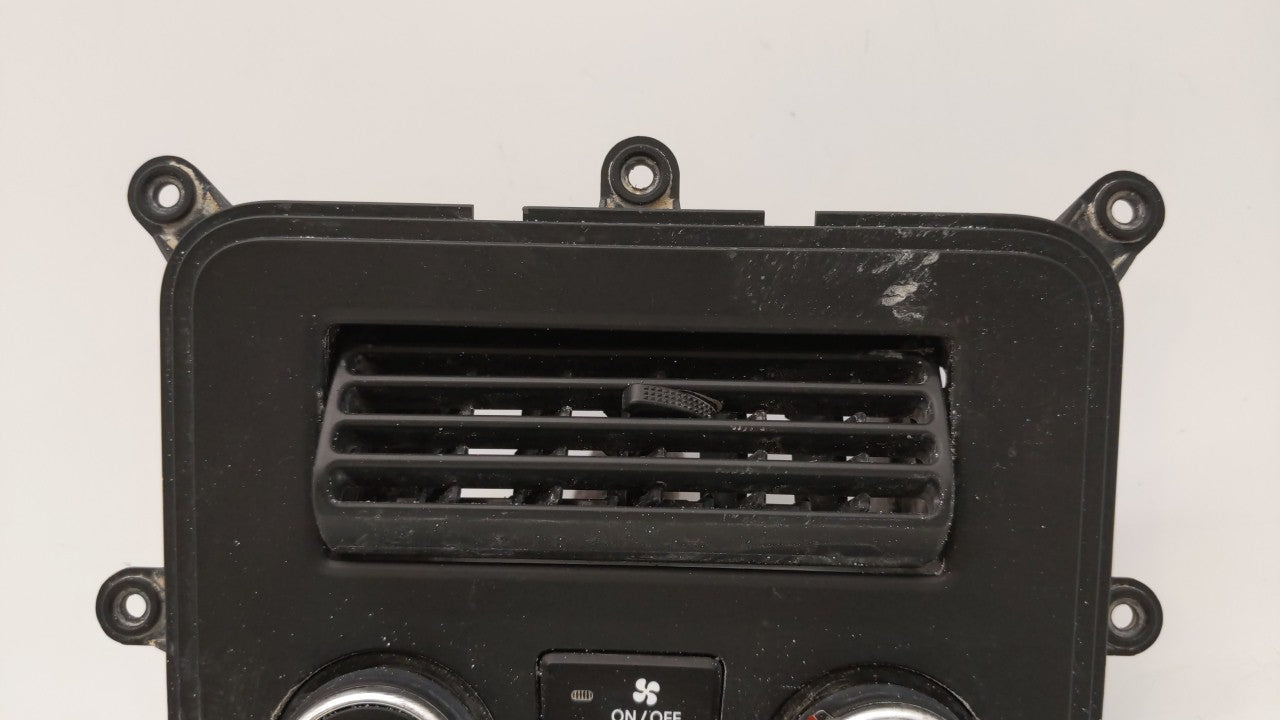 2013-2018 Hyundai Santa Fe Climate Control Module Temperature AC/Heater Replacement P/N:ADL061 KF1 Fits OEM Used Auto Parts 