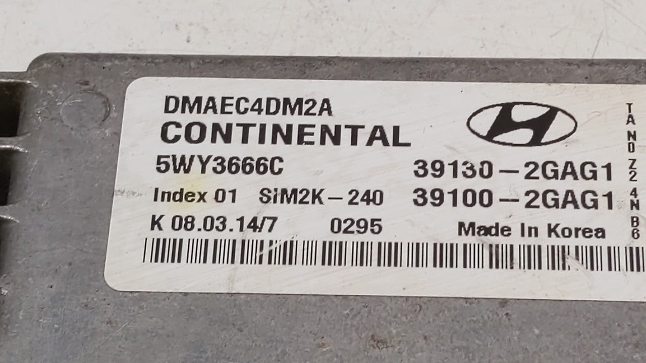 2014 Hyundai Santa Fe PCM Engine Control Computer ECU ECM PCU OEM P/N:39130-2GAG5 39130-2GAG1, 39100-2GAG1, 39130-2GAG2 Fits